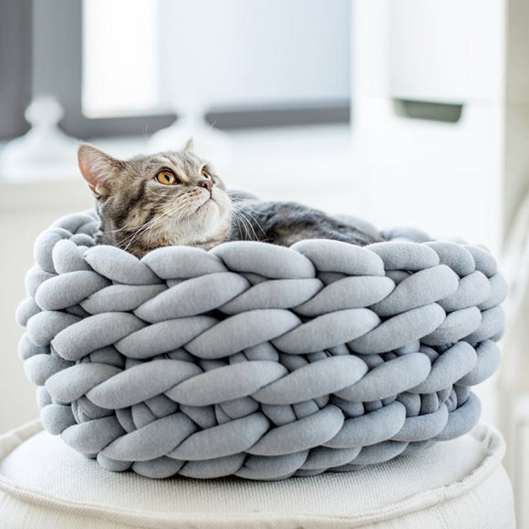 Braided Pet Bed Warming House Soft Nest Kennel Baskets Indoor Sleeping Cave Sofa