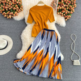 Women 2 Pieces Short Sleeve Knitted Top Elastic Waist Pleated Skirt Set